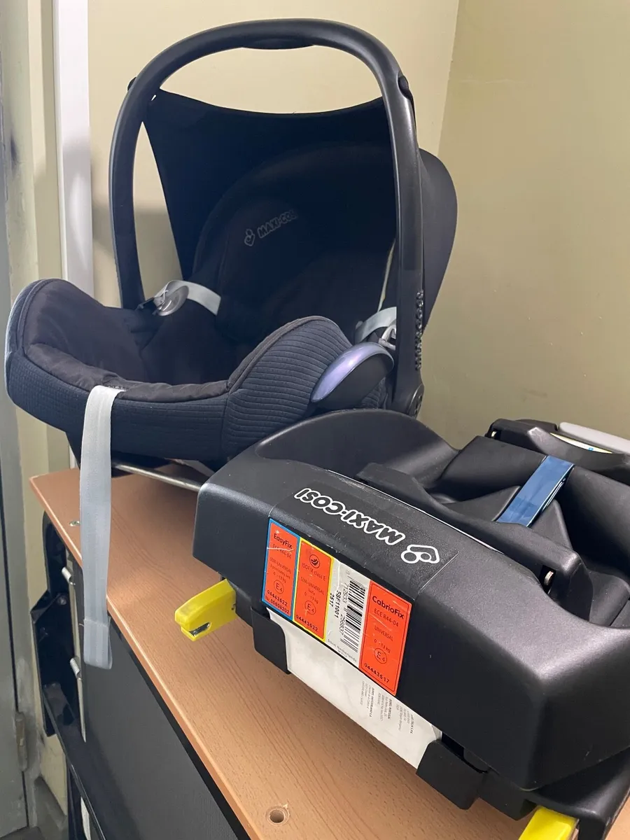 Maxi cosi car seat - Image 2