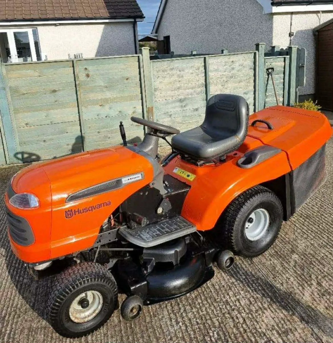 Husqvarna Ride on mower - Image 3