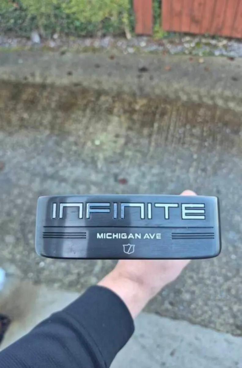 Wilson Infinite 24 Michigan Avenue Putter Gents RH - Image 3