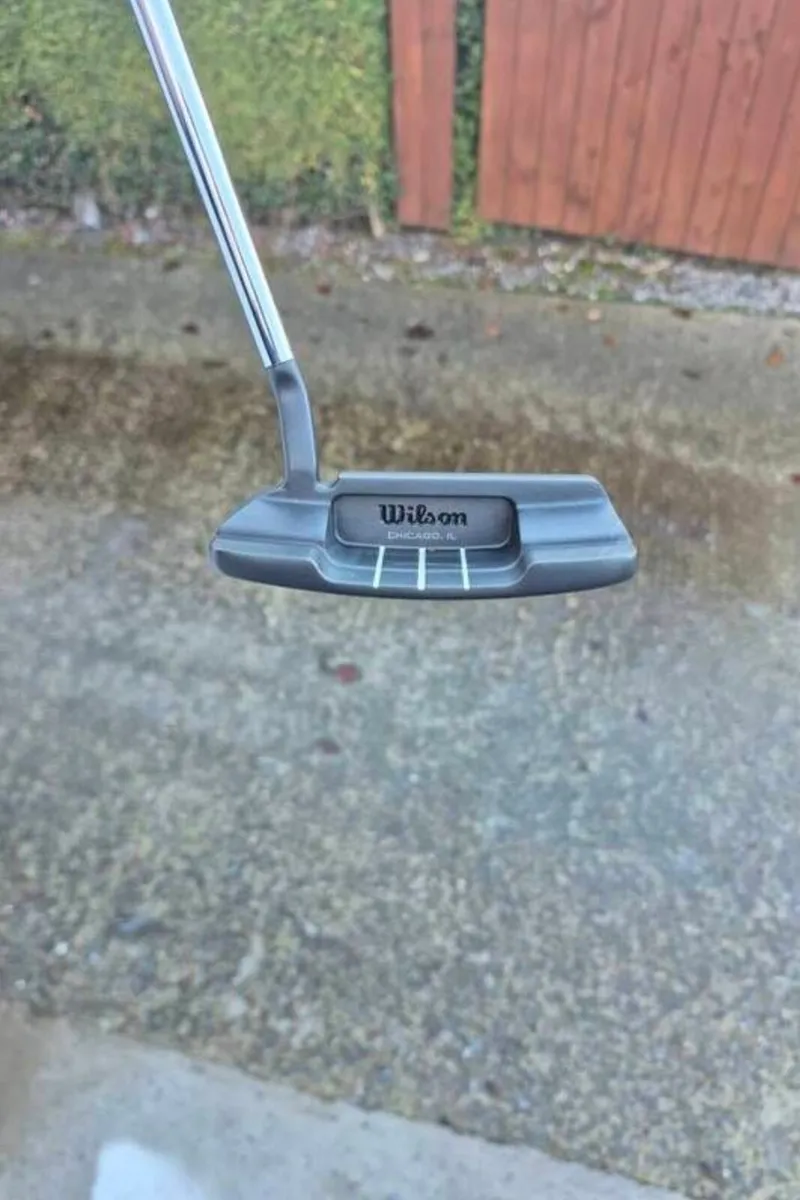 Wilson Infinite 24 Michigan Avenue Putter Gents RH - Image 1