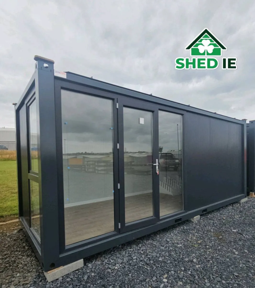 Garden room, garden office,  site office - Image 2