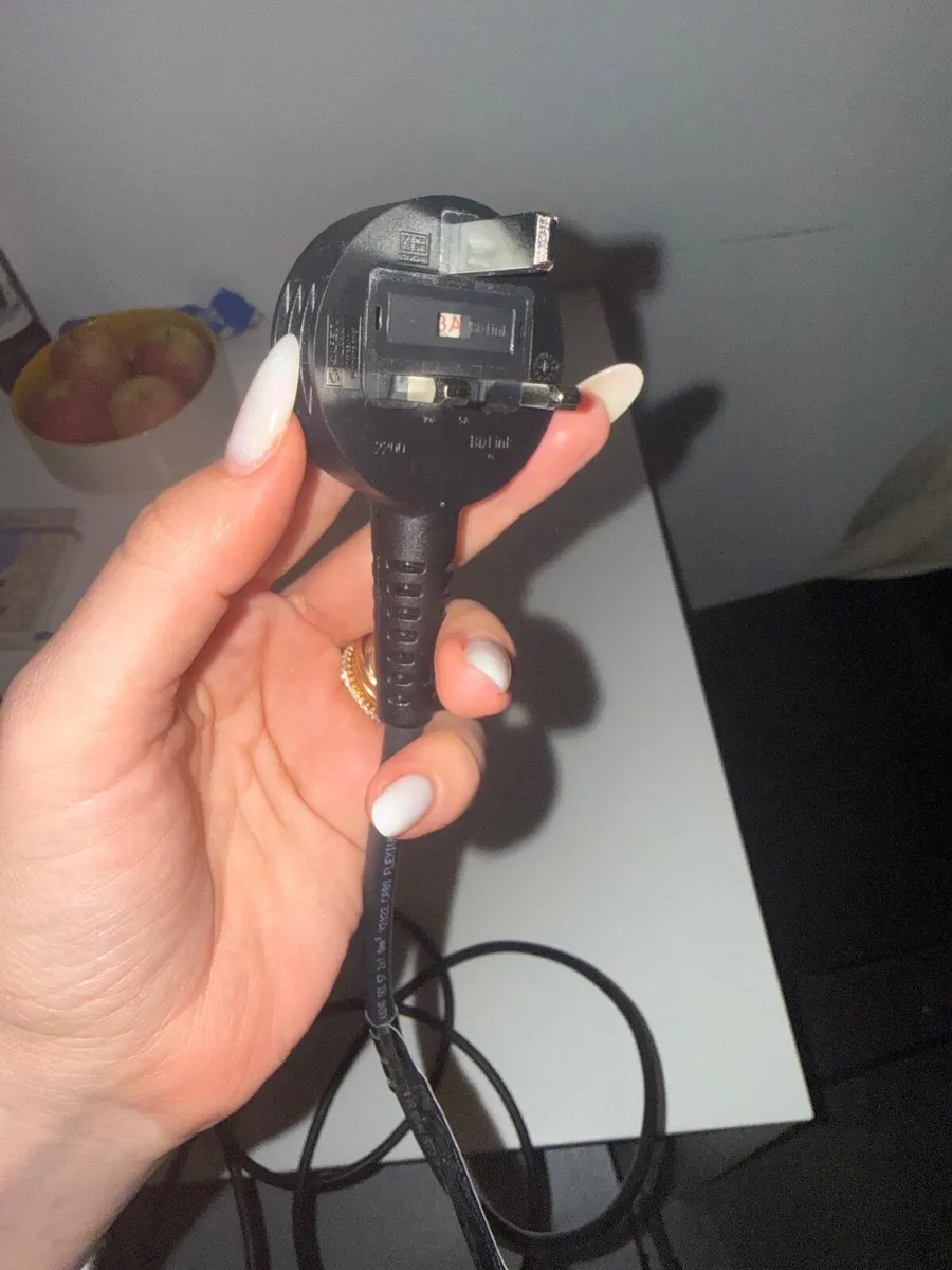 Dyson Supersonic Hair Dryer - Image 4