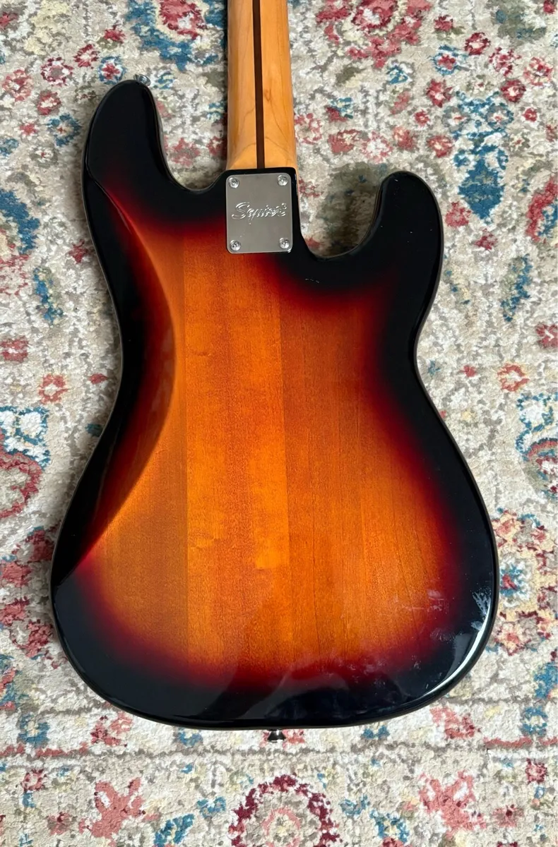 Left Handed Bass - Squire 60’s Classic Vibe - Image 3