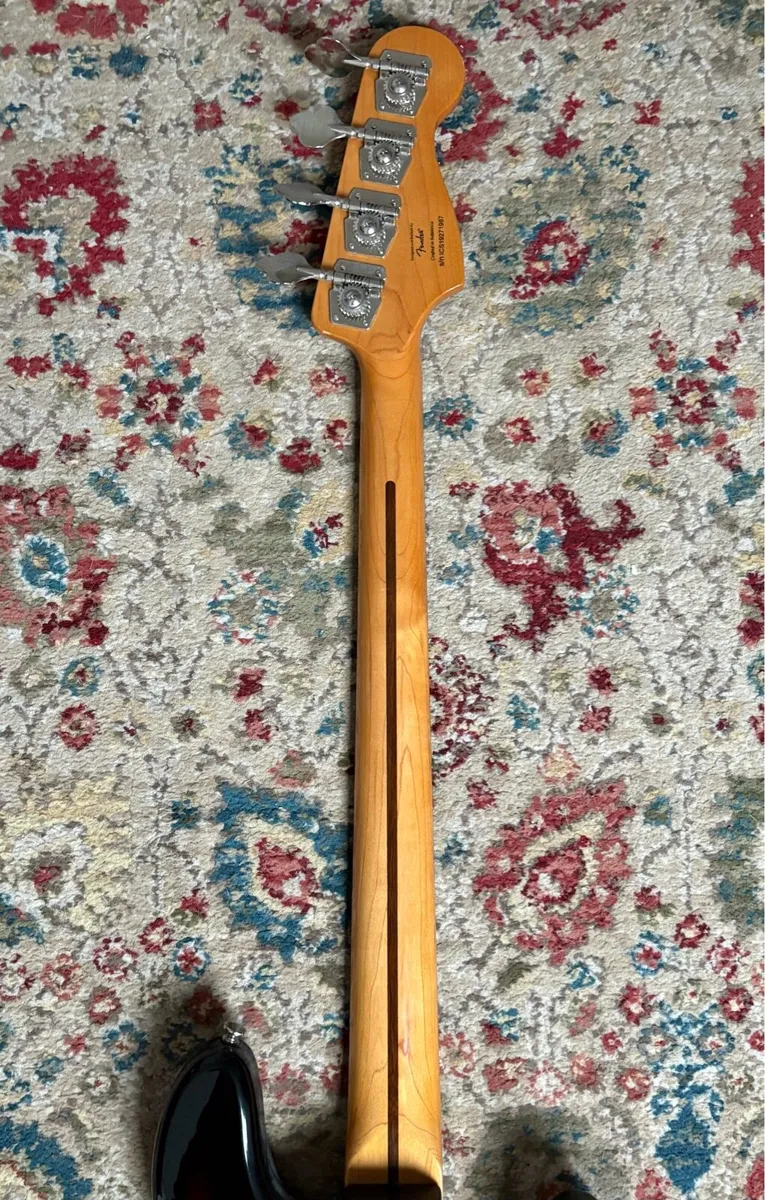 Left Handed Bass - Squire 60’s Classic Vibe - Image 4