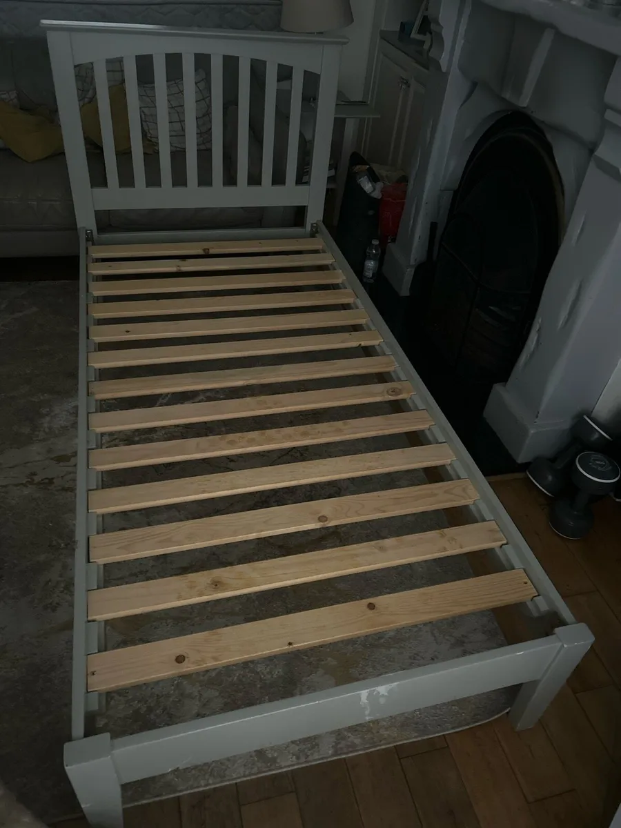 Grey EZ Living Bed - Image 1