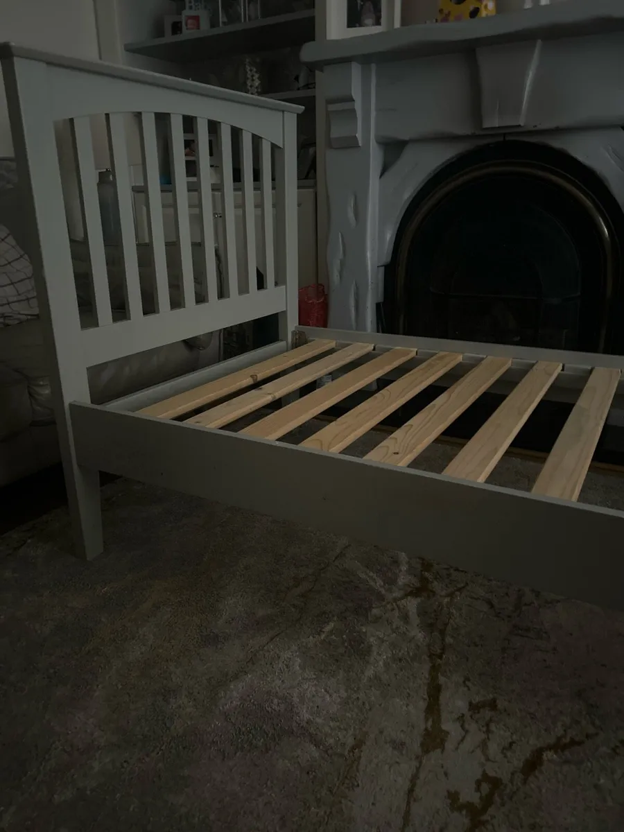 Grey EZ Living Bed - Image 4