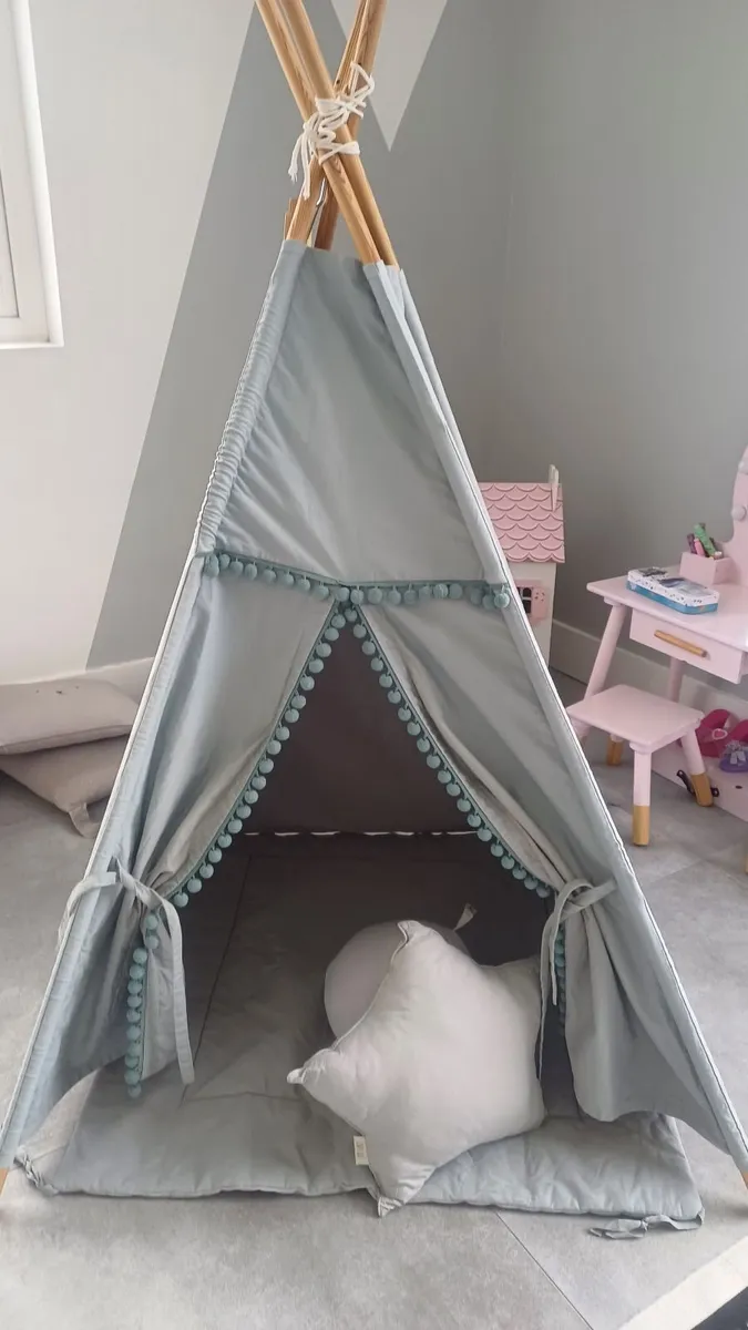 Kids teepee tent - Image 1