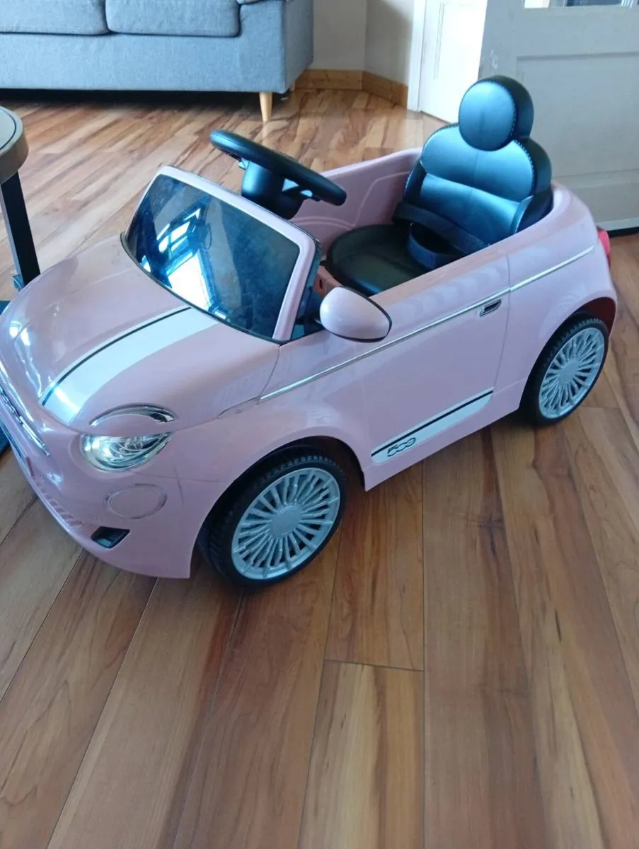 Child's electric car - Image 1