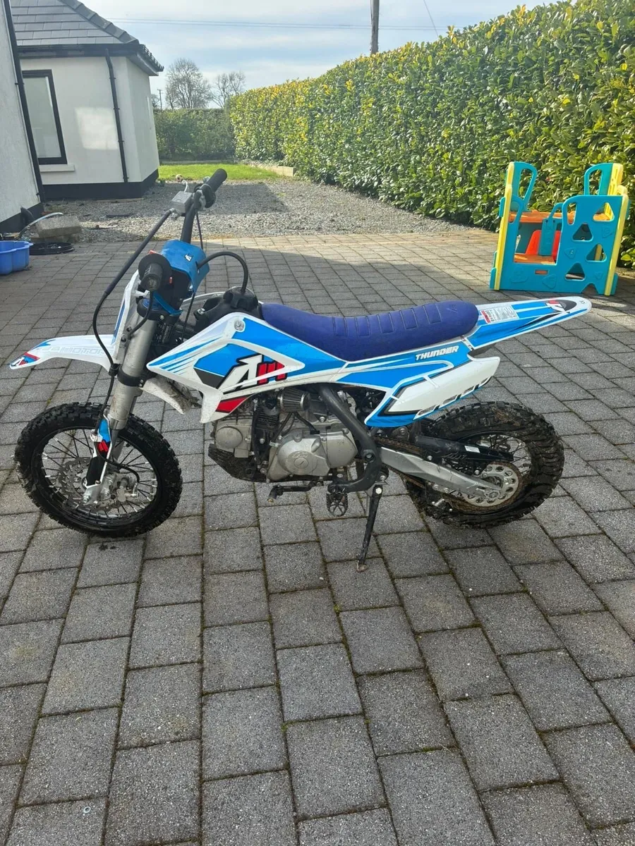 Dirt bike - Image 1