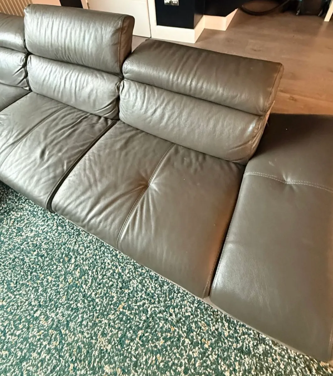 Miro Grey Leather L shape Sofa - Image 4
