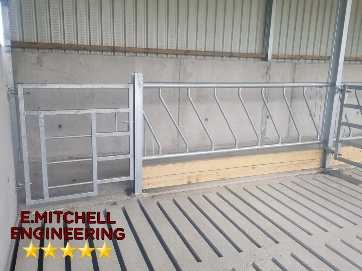 Creep gates. - Image 1