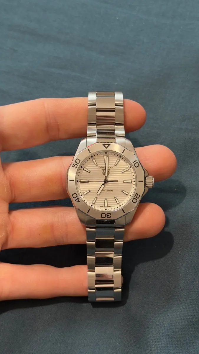 TAG Heuer Aquaracer Professional 200 40mm - Image 2