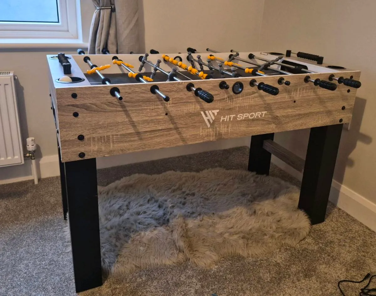 Football table - Image 1