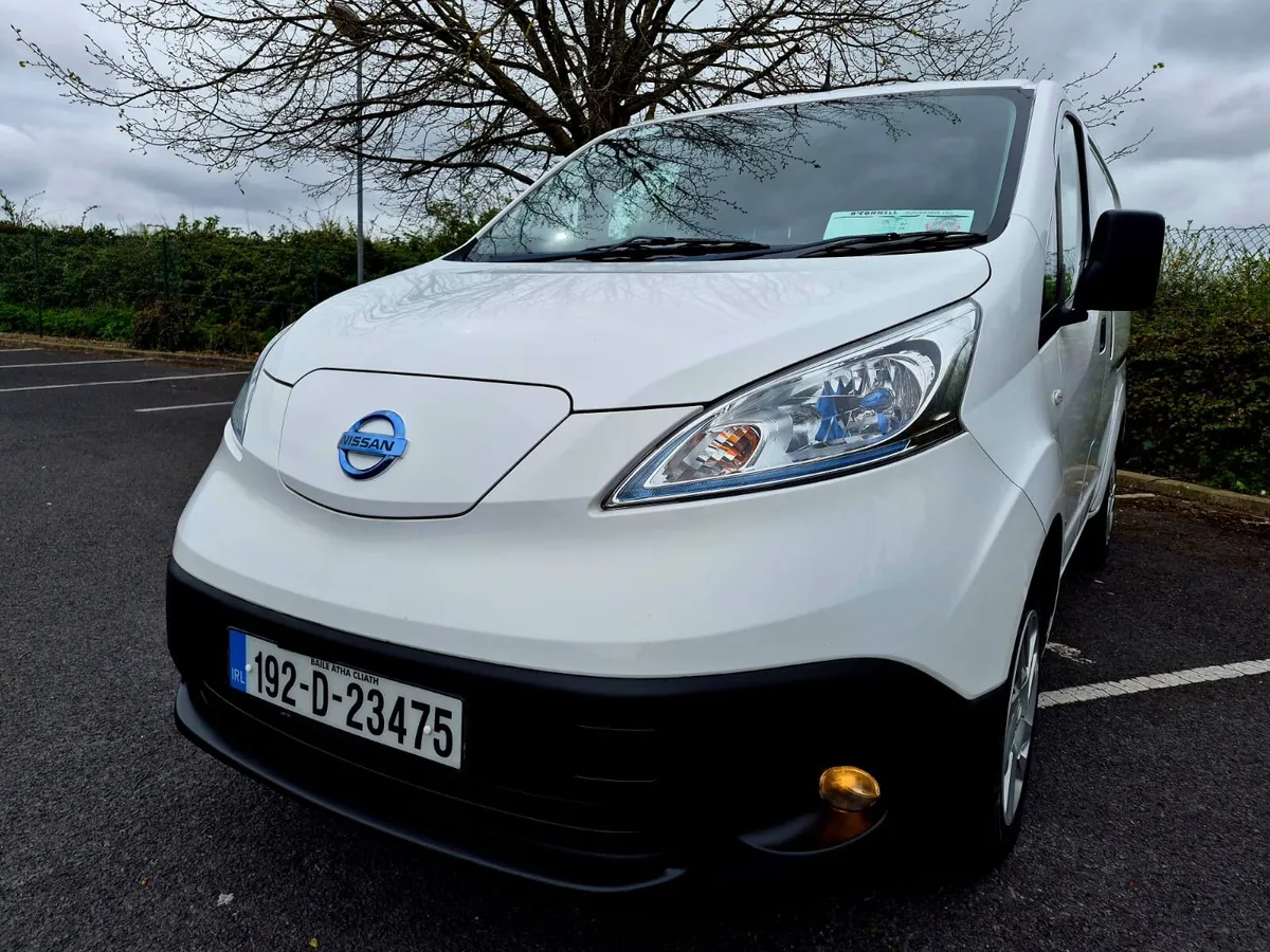 2019 NISSAN NV200 40KW  BIG BATTERY - Image 2