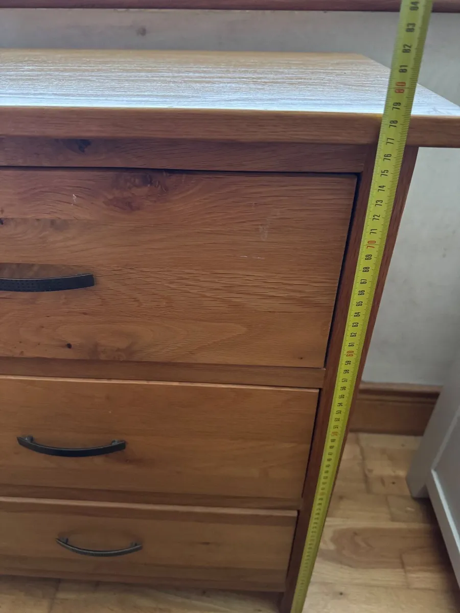 Chest of drawers - Image 1