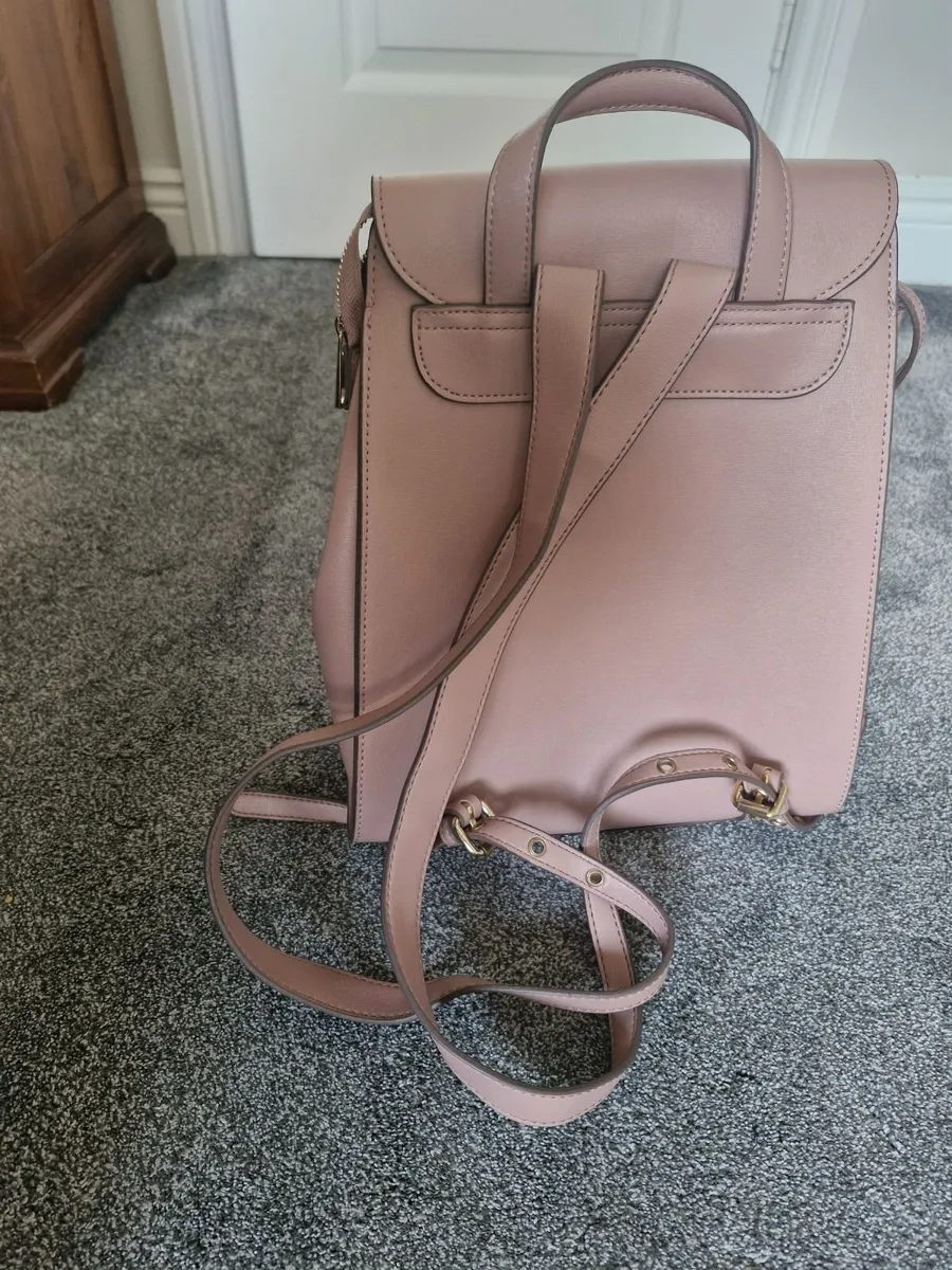 Pink Carvela backpack - Image 4
