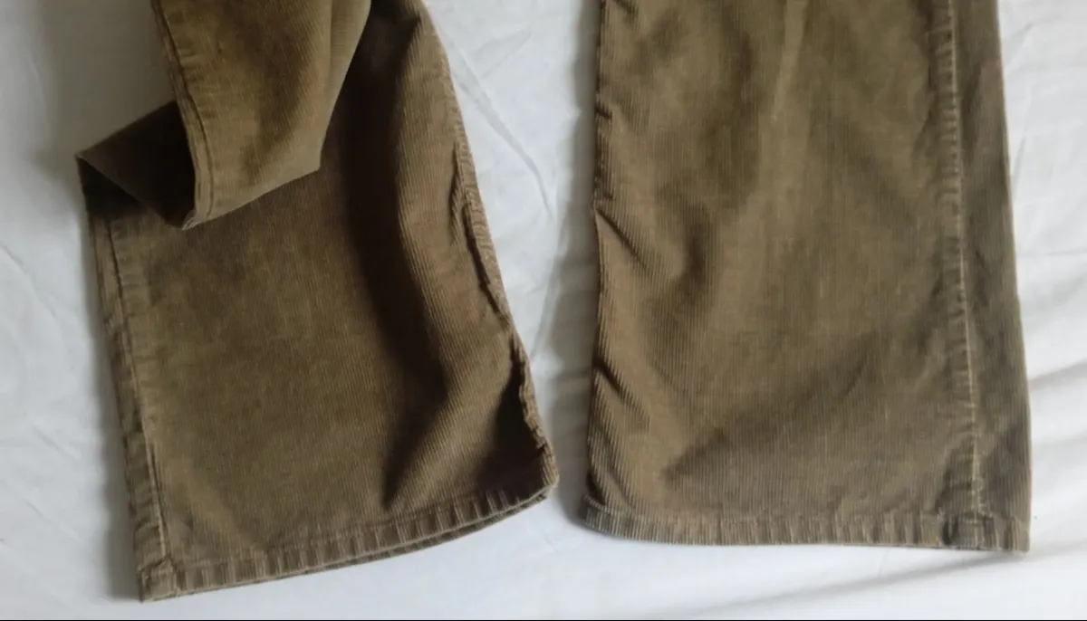 Tommy Hilfiger Chords - Image 3