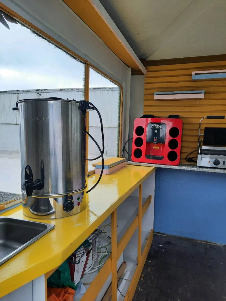 Catering trailer - Image 2