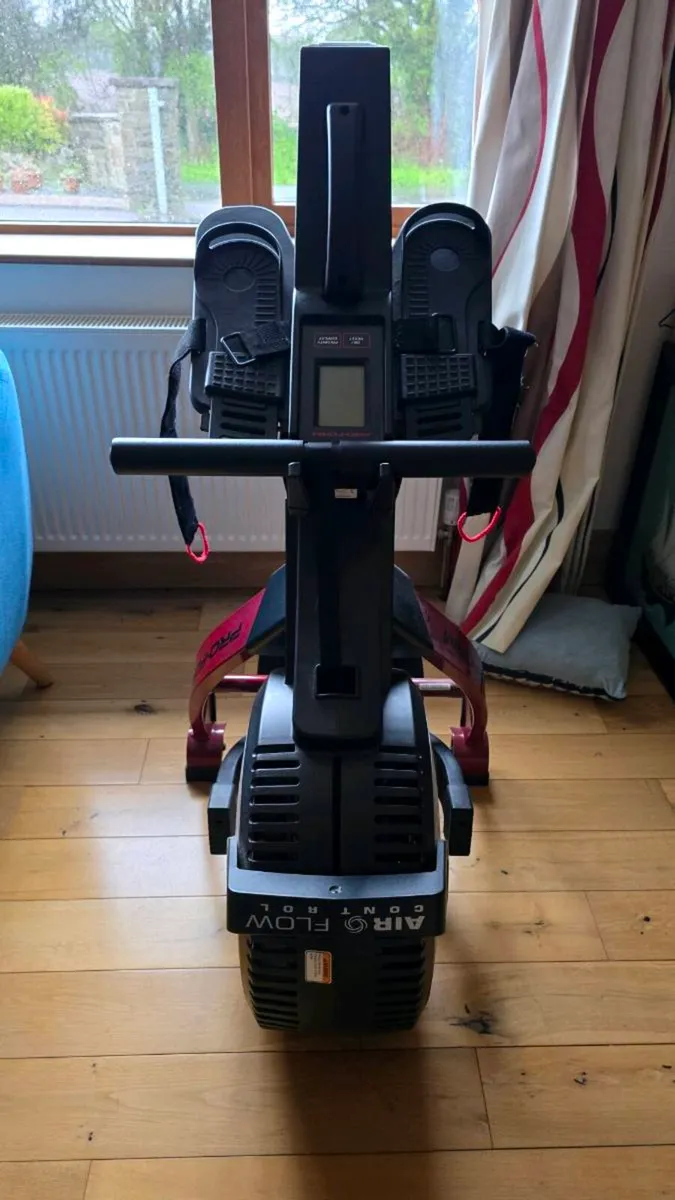 Rowing machine - Image 4
