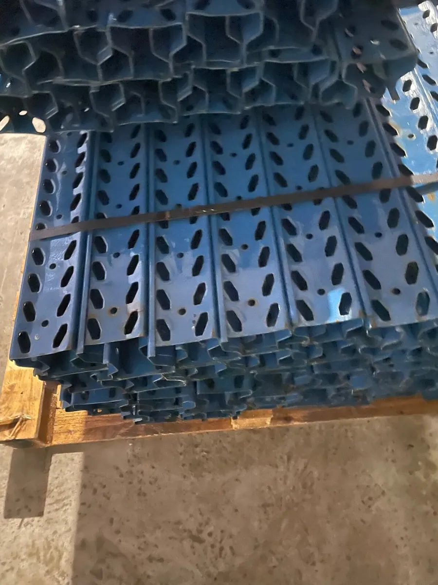 Used pallet racking - Image 2