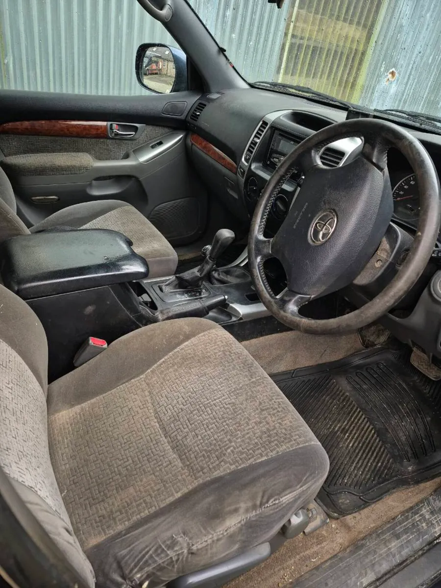 Toyota landcrusier - Image 2