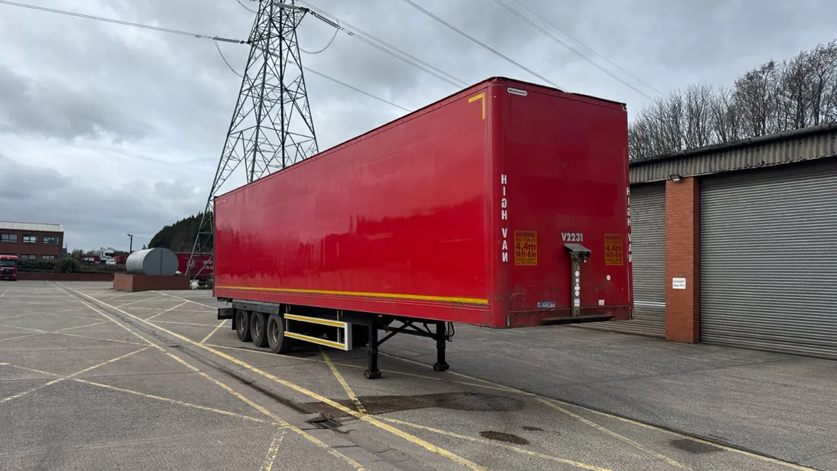 High box vans - Image 1