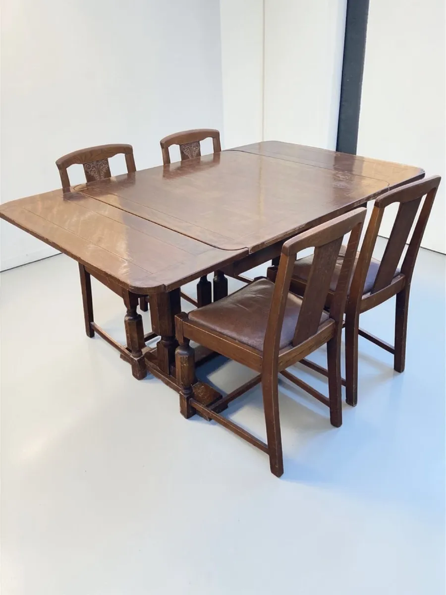 Vintage Table and Chairs X 4 - Extending - Image 1