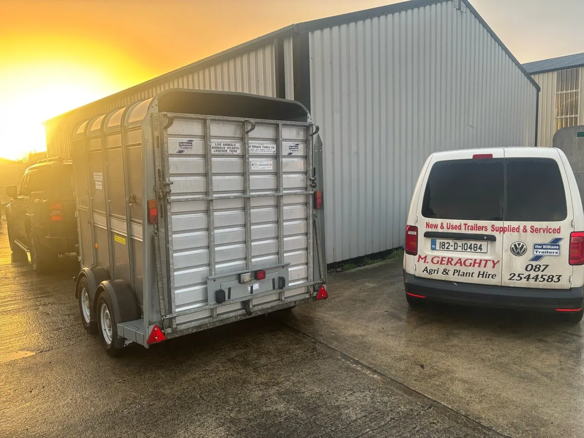 8x5 Ifor Williams Livestock Trailer as new - Image 2
