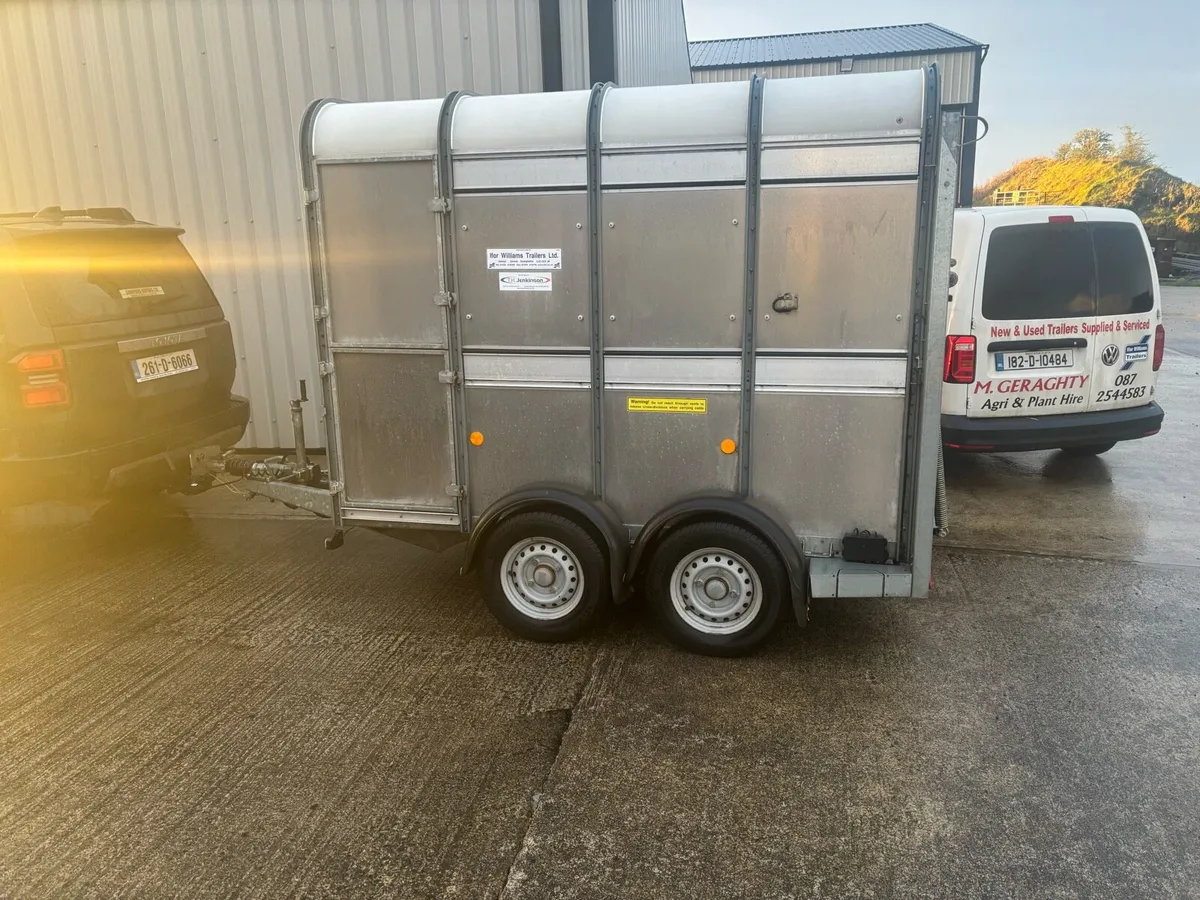 8x5 Ifor Williams Livestock Trailer as new - Image 4