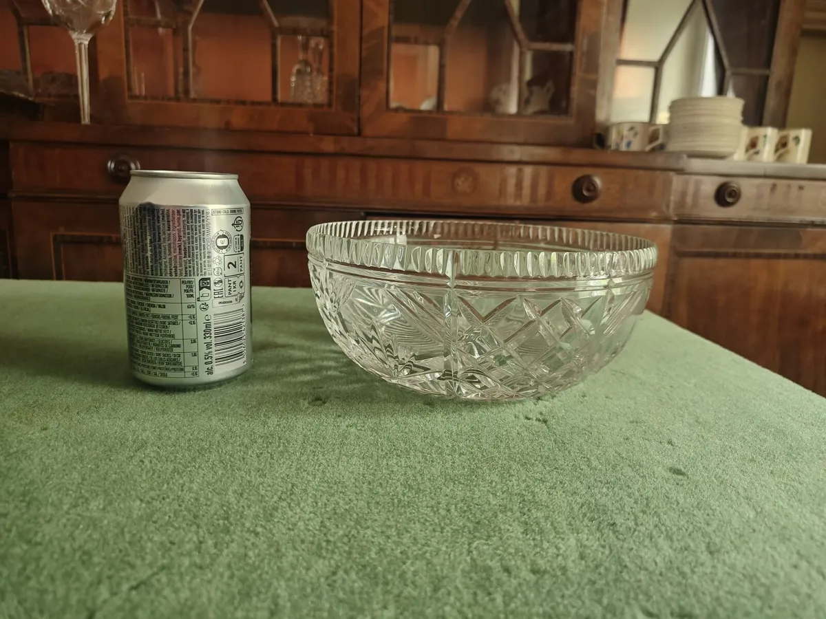 Crystal bowl - Image 1