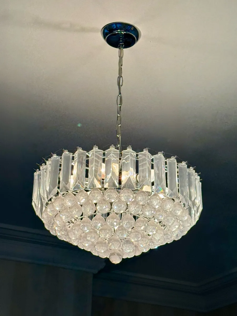 6 Light Acrylic Pendant Light - Image 4