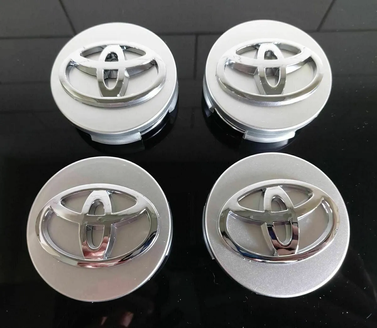 4 x Toyota Centre Caps - FREE POST - Image 2