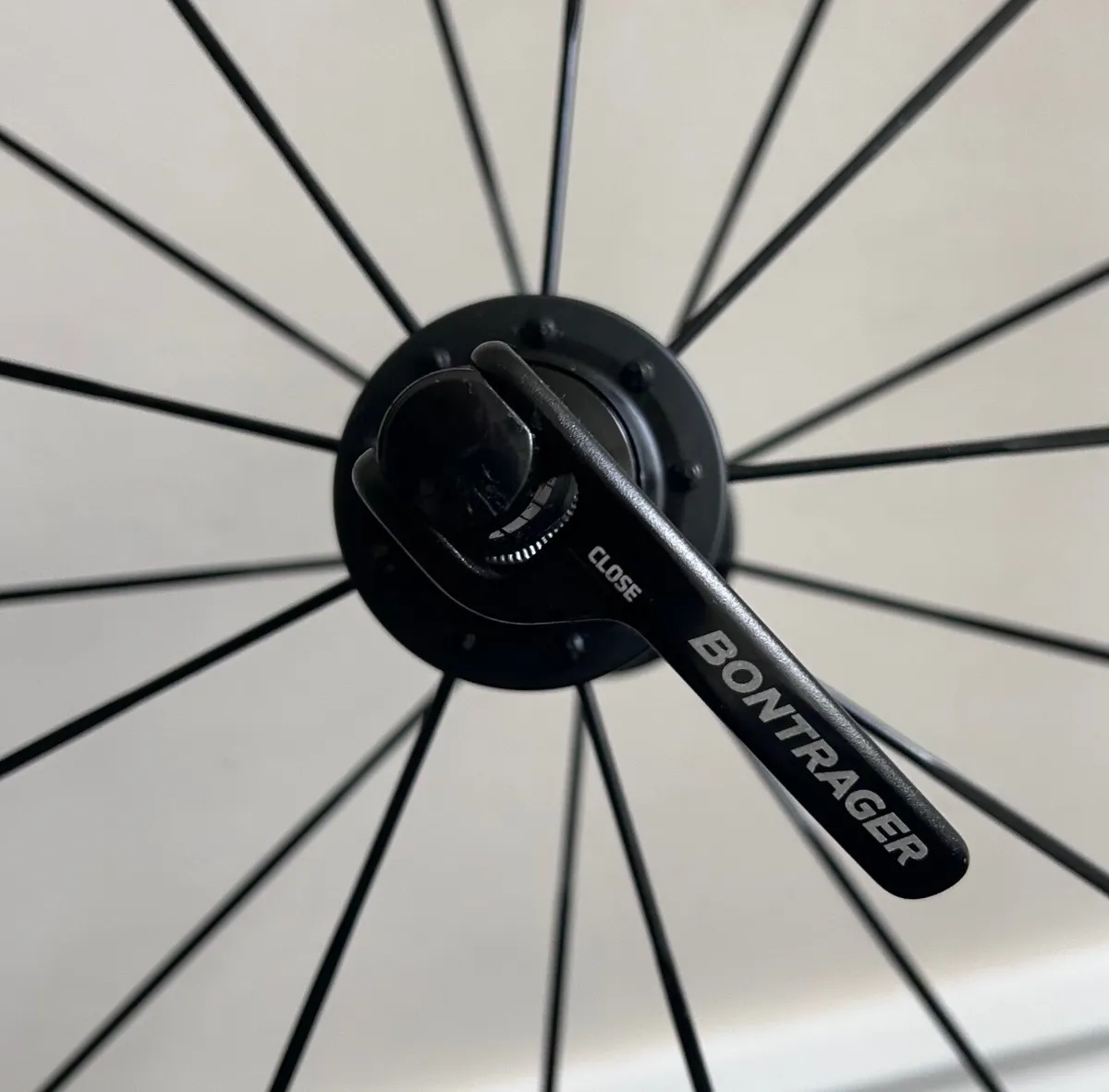 Bontrager Aeolus Comp 5  Clincher 50mm Aero Wheels - Image 3