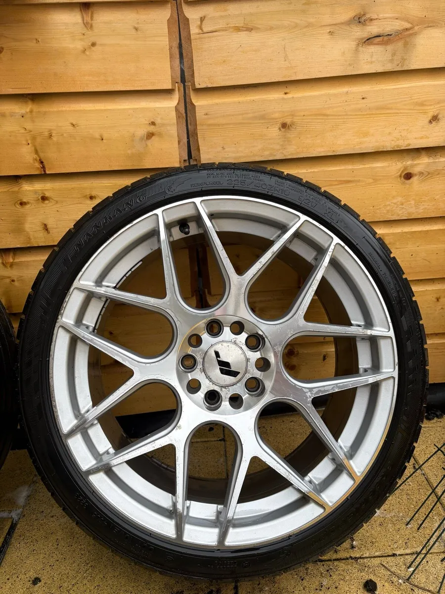 Genuine jr18 diamond cut alloys 18” - Image 3