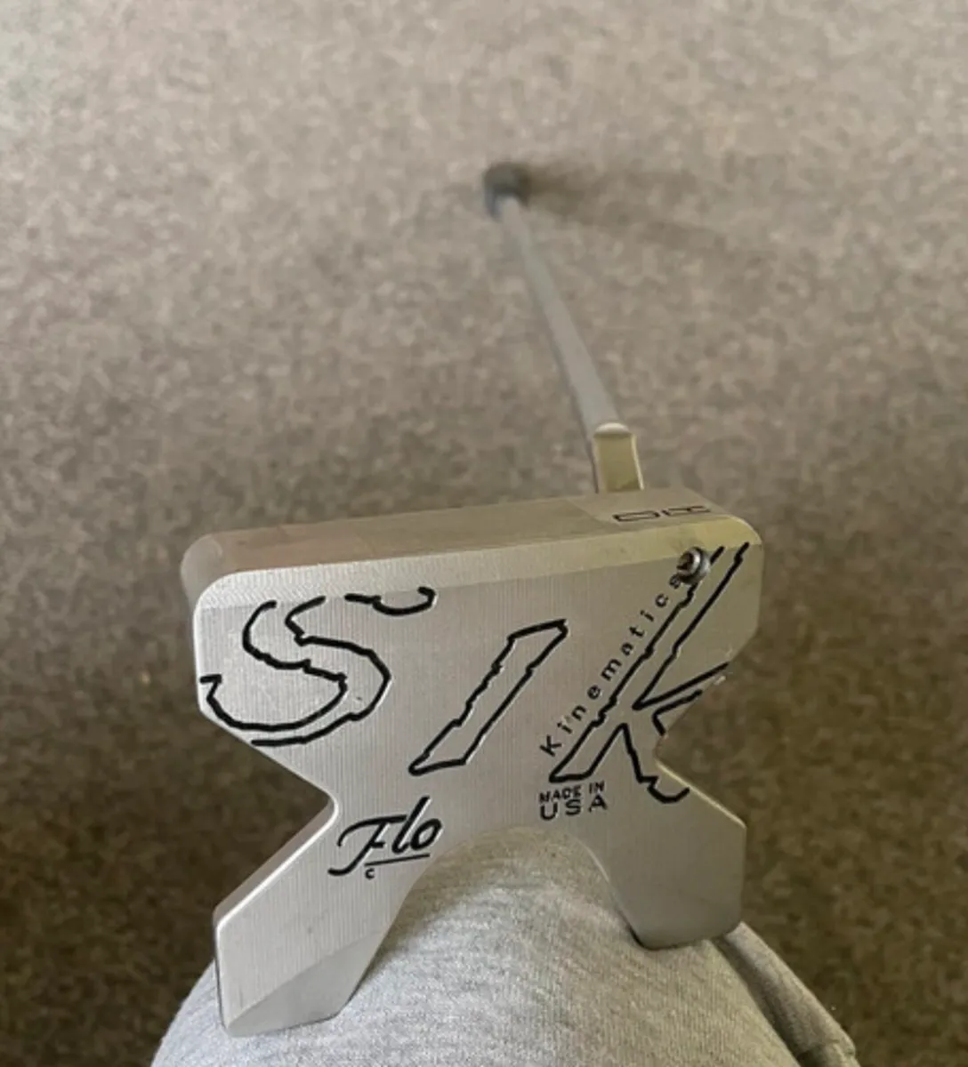 Golf putter - Image 1