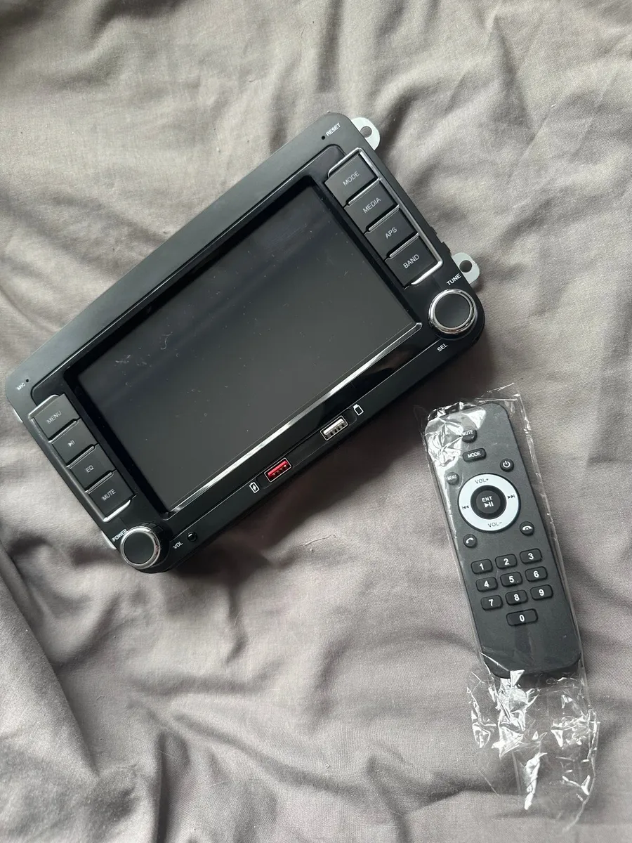 7”  VW Skoda Seat Radio AppleCarPlay,AndroidAuto - Image 1