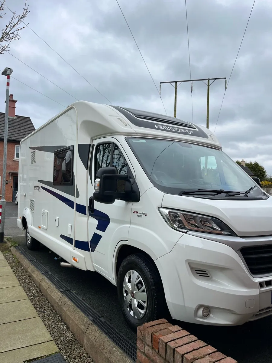 Swift escape 695 Motorhome - Image 1
