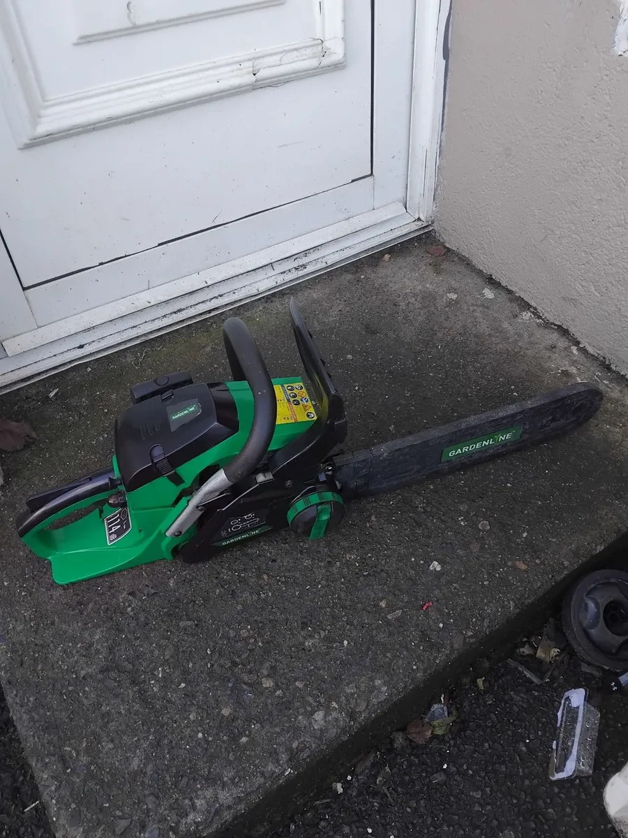 2016 gardenline 41cc chainsaws running well - Image 2