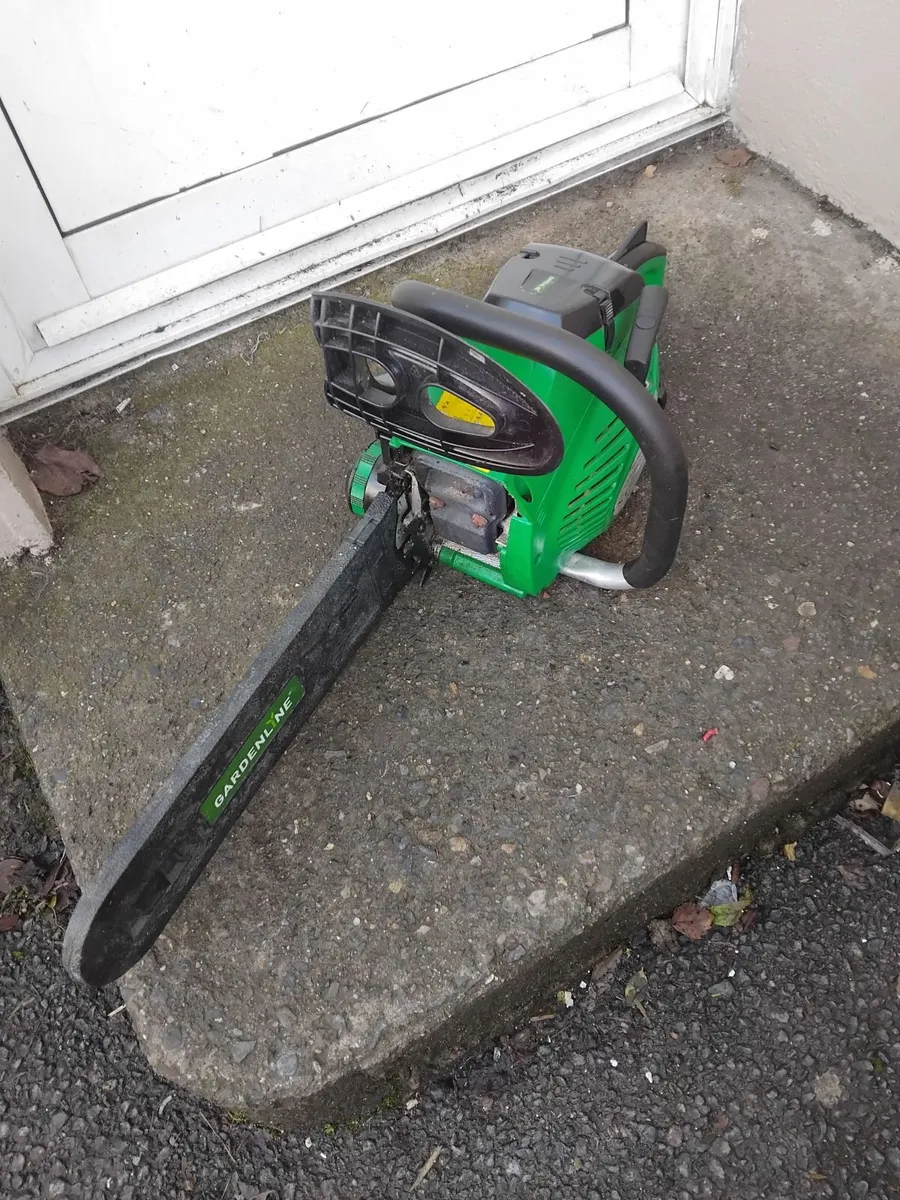 2016 gardenline 41cc chainsaws running well - Image 1