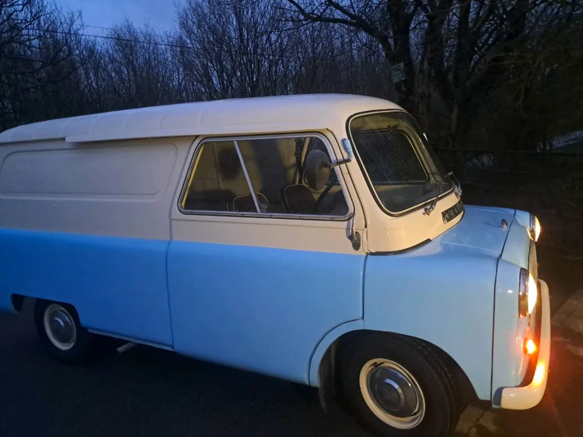 Bedford ca van - Image 1