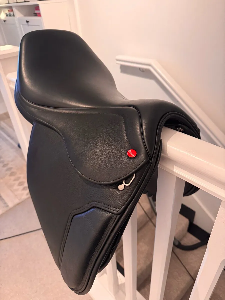 John Whitaker Show Hunter Saddle - Image 2