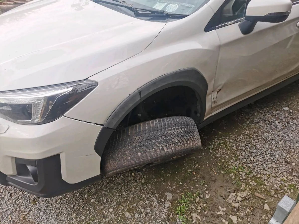 18 Subaru XV Auto - Image 3