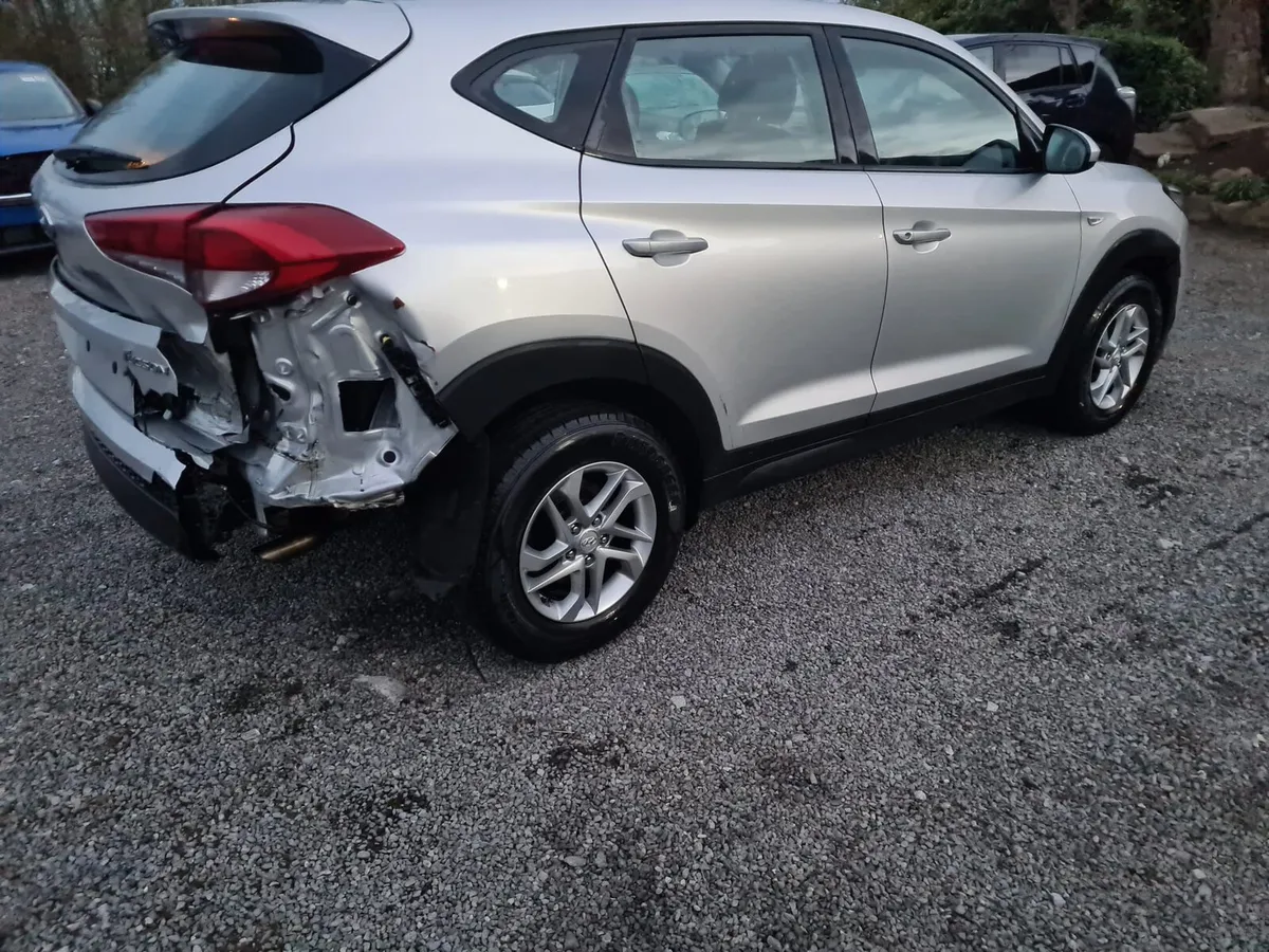 161 Hyundai Tuscon - Image 4