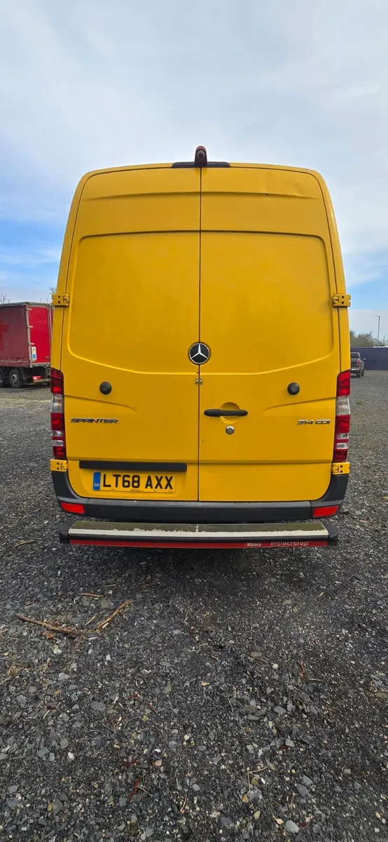Mercedes-Benz Sprinter 2018 - Image 4