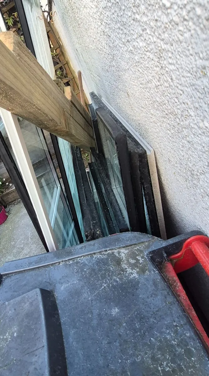 Window glass - Image 2