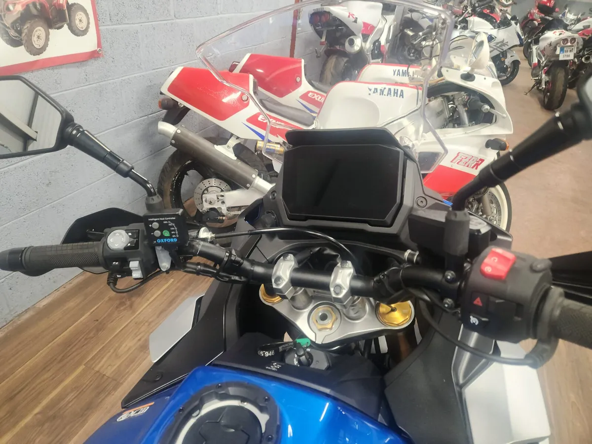 Suzuki GSXS1000GX - Image 4