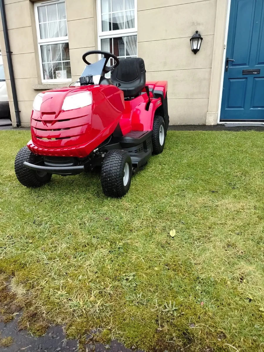 Mountfield  ride on lawnmower - Image 3