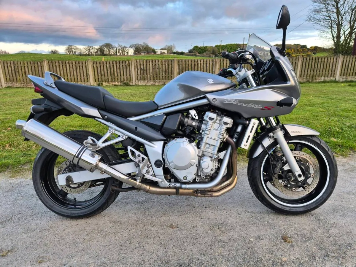 Suzuki bandit - Image 1