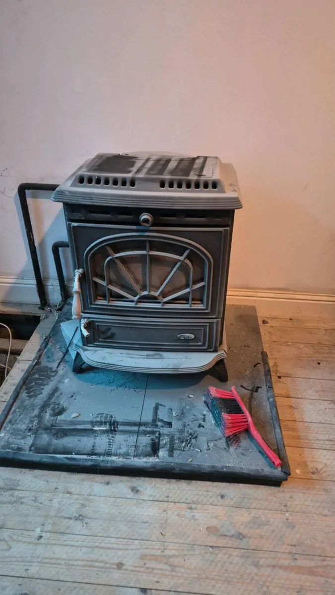 Stanley Erin Boiler Solid Fuel Stove (with flue) - Image 3