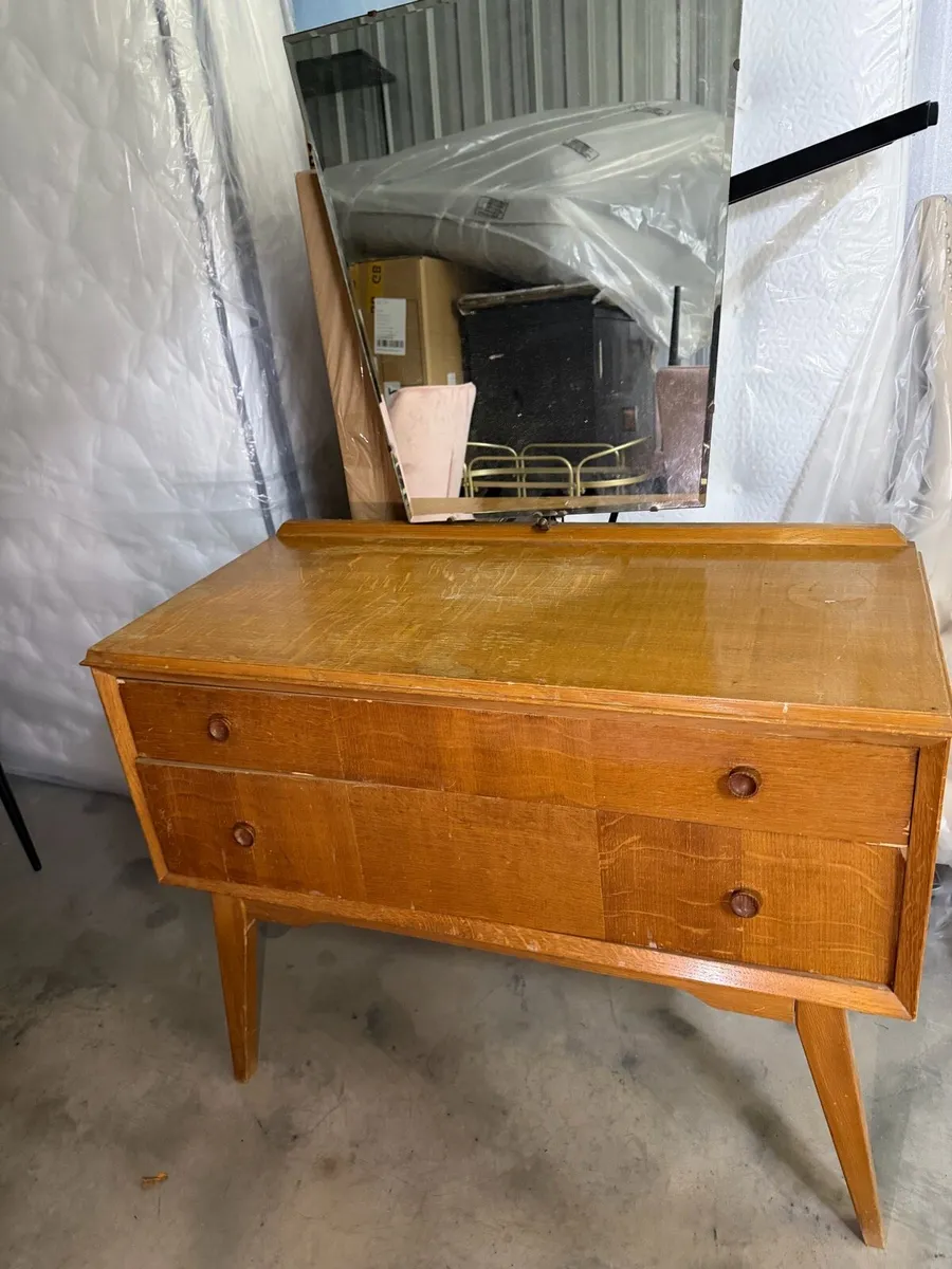 Mid century Vanity Chest of drawers - Image 2